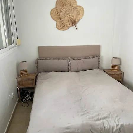 דירה Delicious Penthouse In פואנגירולה